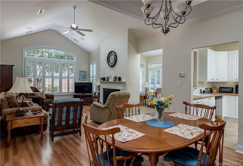 2925 Bella Sera Way, Matthews, NC 28105
