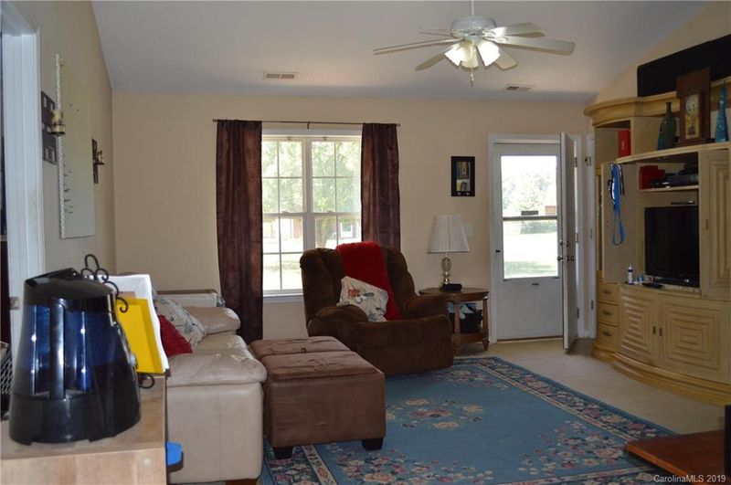 5100 Willow Run Dr, Monroe, NC 28110