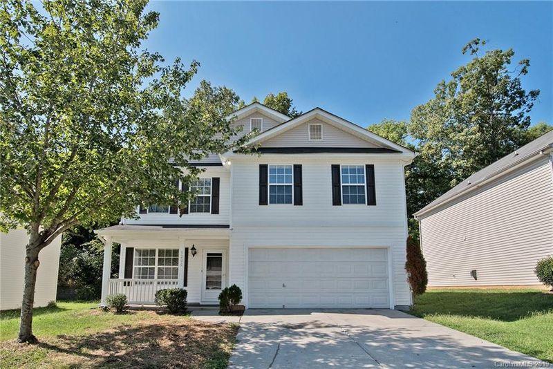 5200 Raspberry Knoll Dr, Charlotte, NC 28208