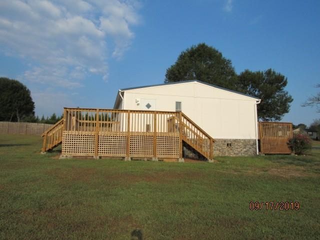 3795 Crossing Creek Dr, Claremont, NC 28610