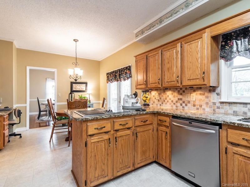 1010 Zephyr Cir, Monroe, NC 28110