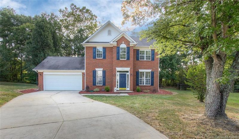 12165 Old Willow Rd, Charlotte, NC 28269