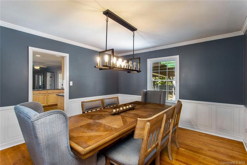 6060 Old Providence Rd, Charlotte, NC 28226