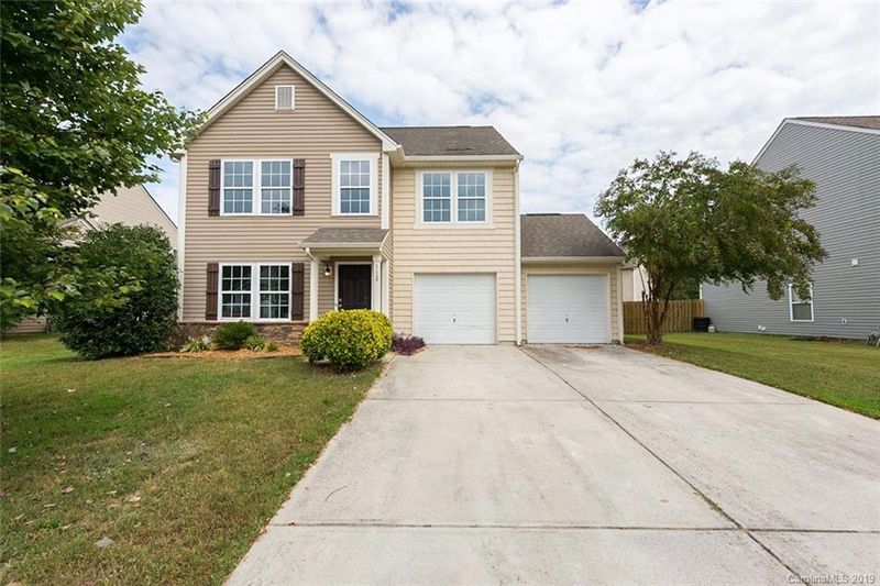 112 Emily Crest Ln, Rock Hill, SC 29730