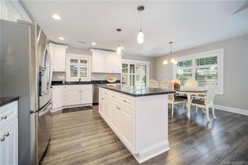 302 Walker St, Kannapolis, NC 28081