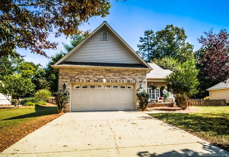 2814 25th St NE #36, Hickory, NC 28601