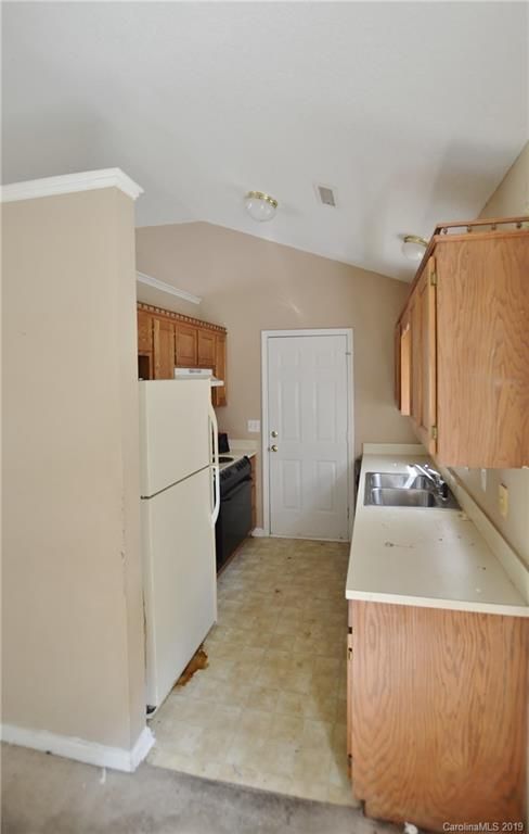 3366 Atlas Dr, Charlotte, NC 28269