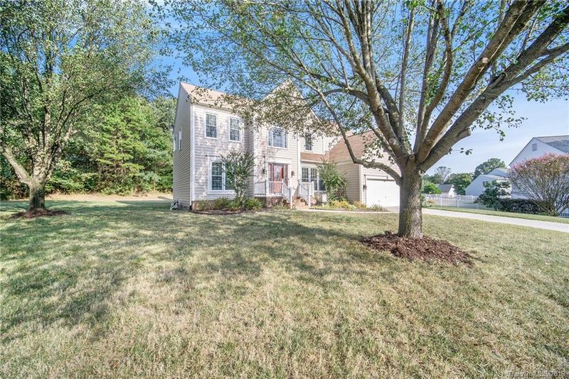 5300 Stonepath Ct, Harrisburg, NC 28075