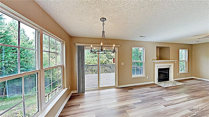 446 Sugar Maple Dr, Tega Cay, SC 29708