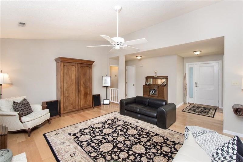 13501 Dansville Dr, Pineville, NC 28134