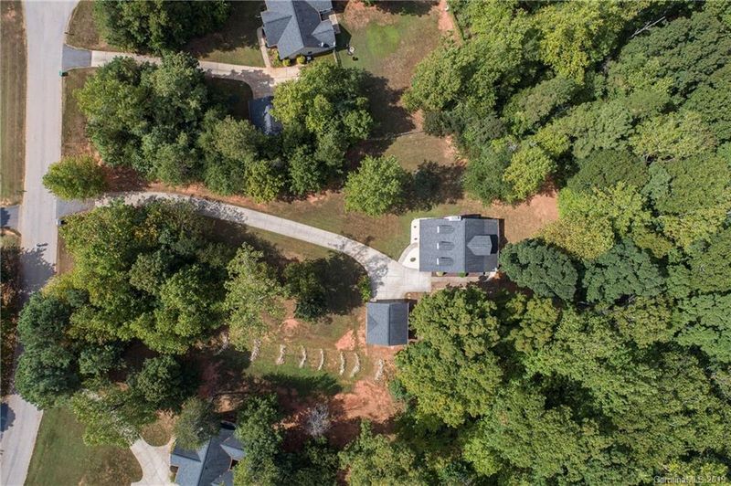 2680 Gradys Ground Dr, Mcconnells, SC 29726