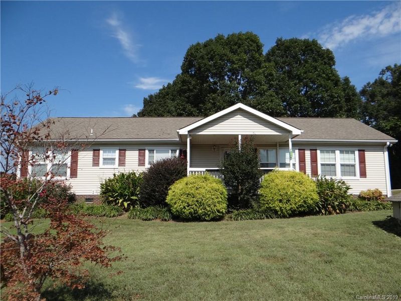 5871 Three D Ranch Ln, Conover, NC 28613