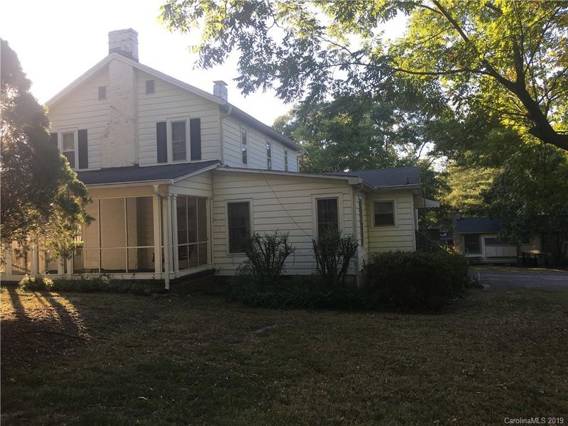 618 Hillcrest Ave, Gastonia, NC 28052