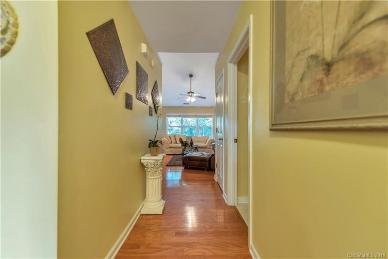 3765 Catawba Creek Dr, Gastonia, NC 28056