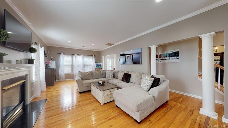 13528 Honeytree Ln, Pineville, NC 28134