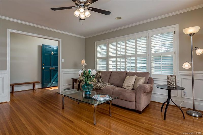 1315 Mockingbird Ln, Charlotte, NC 28209