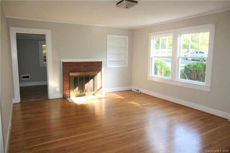 422 W Central Ave, Mount Holly, NC 28120