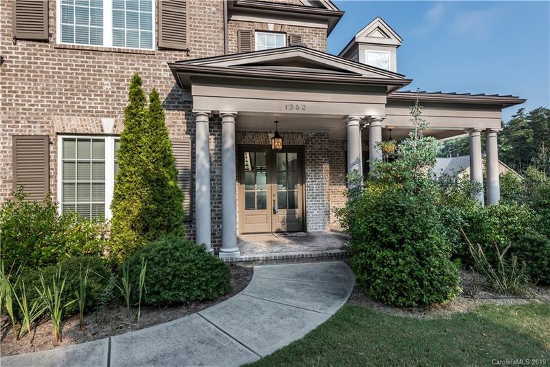 1252 Stonecrest Blvd, Tega Cay, SC 29708