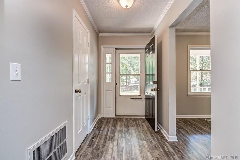 8503 Fatima Pl, Mint Hill, NC 28227