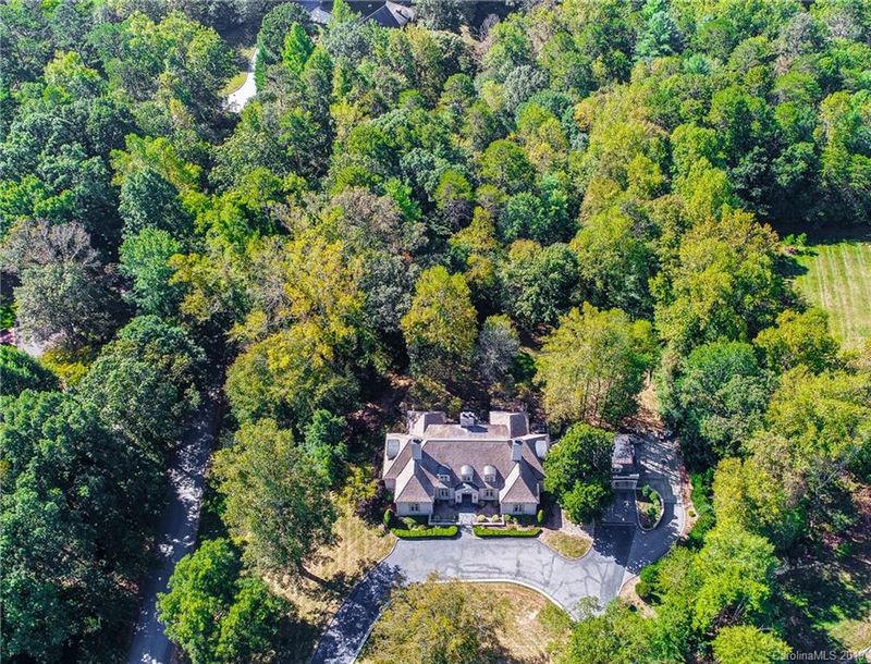 815 18th Ave NW, Hickory, NC 28601