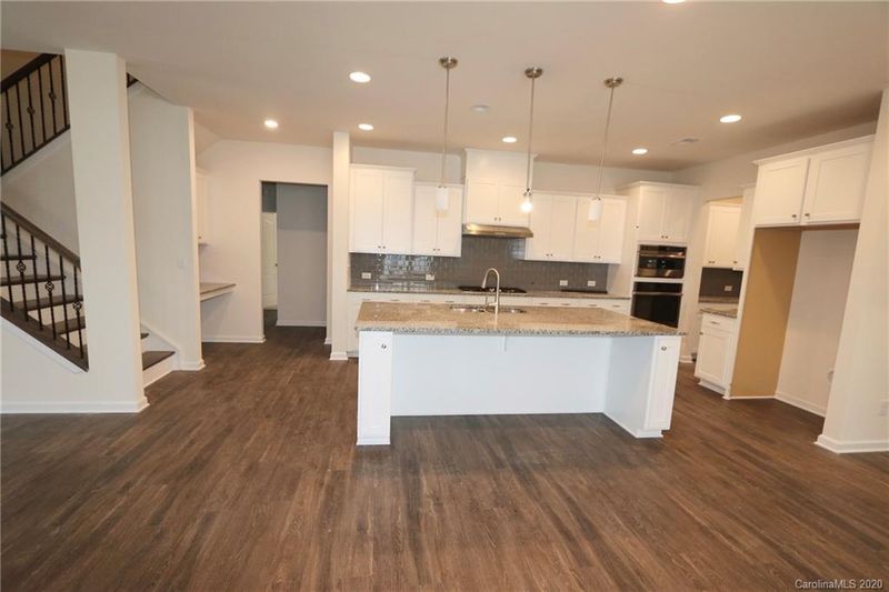 2995 Creekview Dr #320, Waxhaw, NC 28173