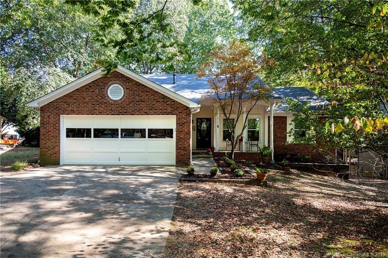 16042 Samoa Ct #42, Tega Cay, SC 29708