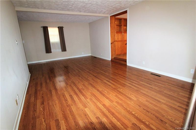 505 Flat Rock St #311, Clover, SC 29710