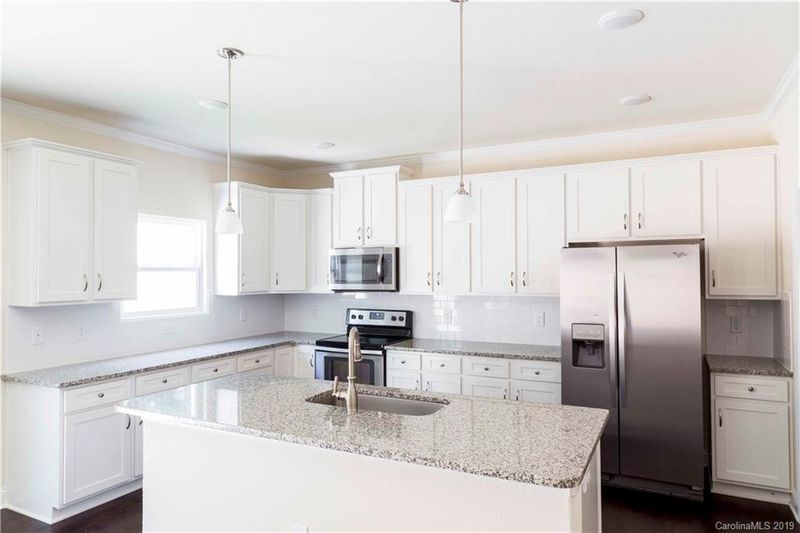 511 Mcmillan Ln, Fort Mill, SC 29715
