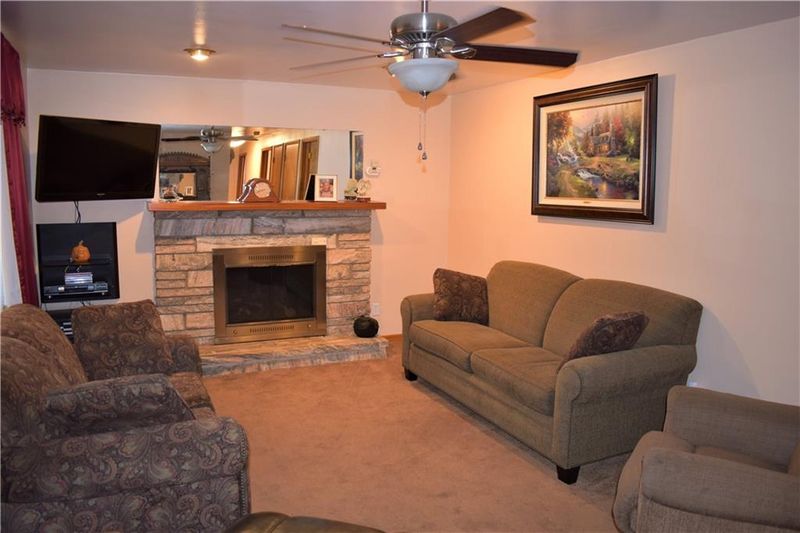 1484 20th St NE, Hickory, NC 28601