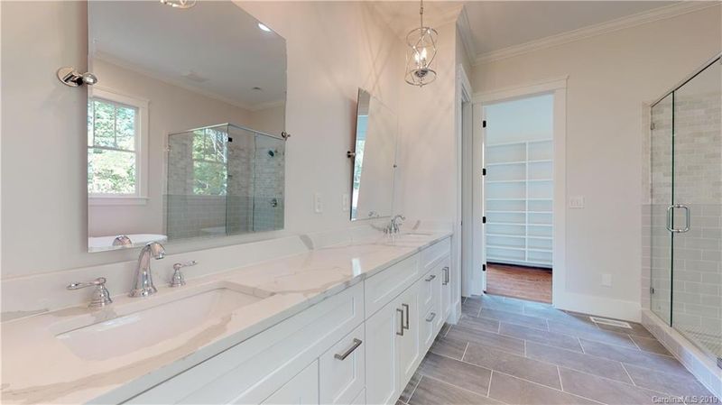 13815 Hagers Ferry Rd, Huntersville, NC 28078