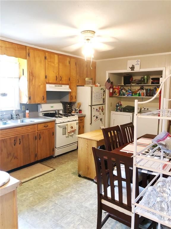 3302 Spencer Rd, Conover, NC 28613
