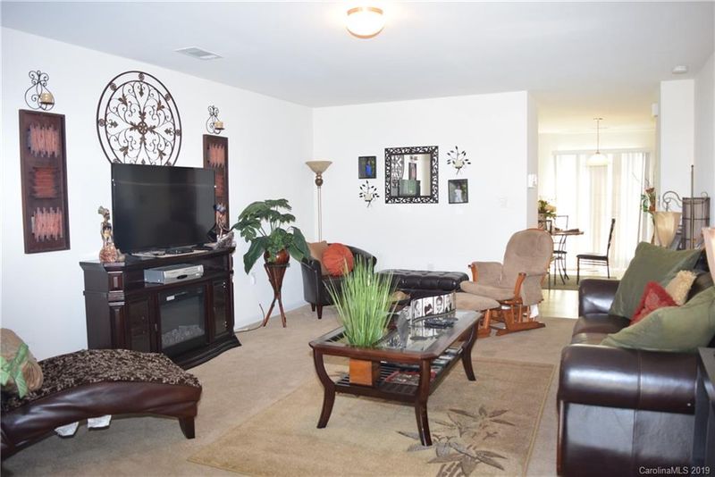 904 Cassidy Dr, Gastonia, NC 28054