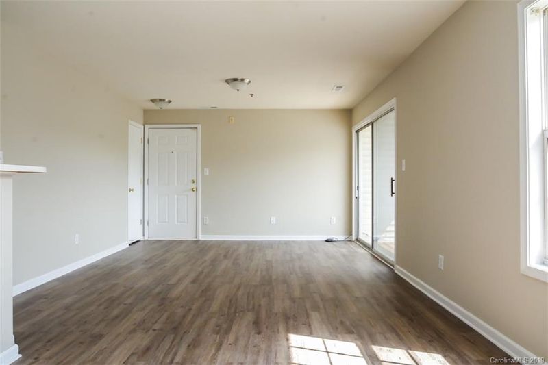 3957 Mohawk Ct, Charlotte, NC 28215