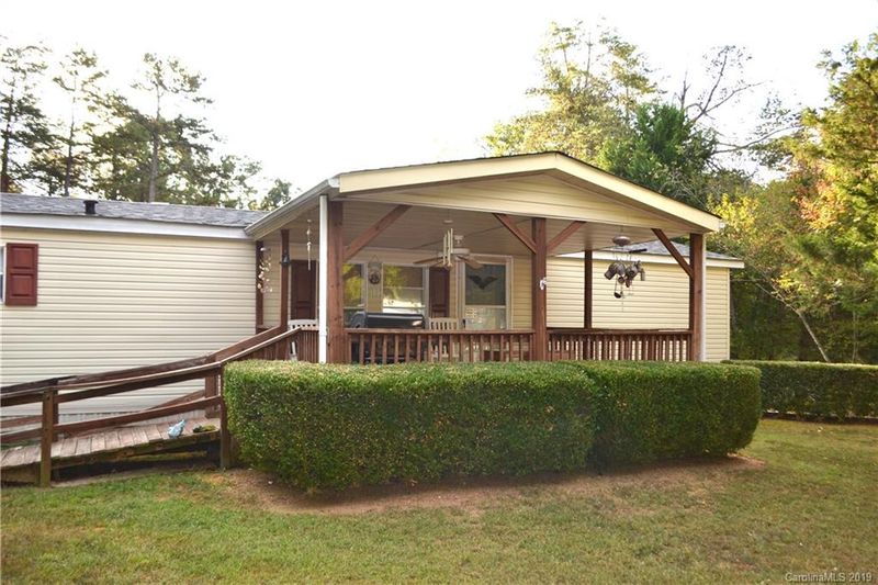 3762 Caribou Dr #10, Sherrills Ford, NC 28673