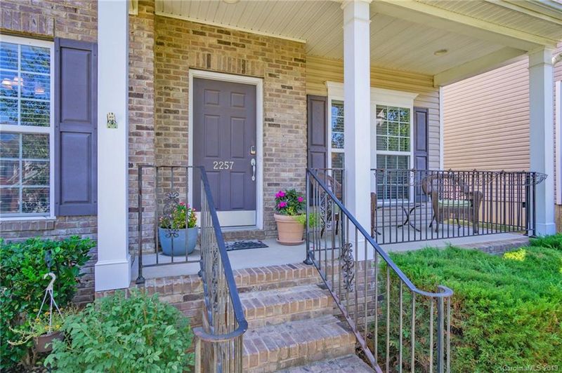 2257 Elendil Ln, Charlotte, NC 28269