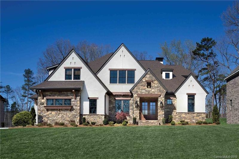 1056 Arborfield Dr #38, Matthews, NC 28105