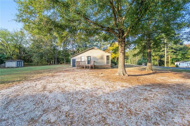 202 Community Ln, Lancaster, SC 29720