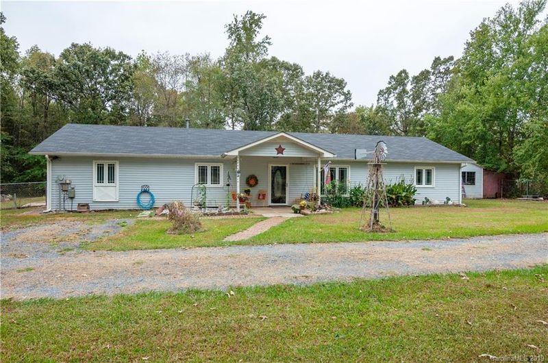 1809 Mullis Rd, Monroe, NC 28112