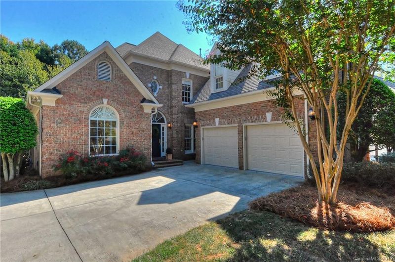 15213 Mccomb Manor Ct, Charlotte, NC 28277
