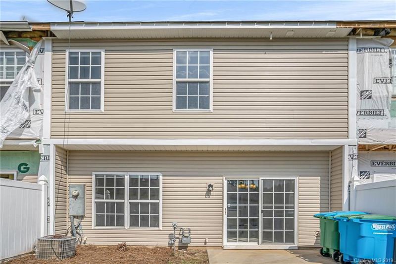 12448 Stratfield Place Cir, Pineville, NC 28134