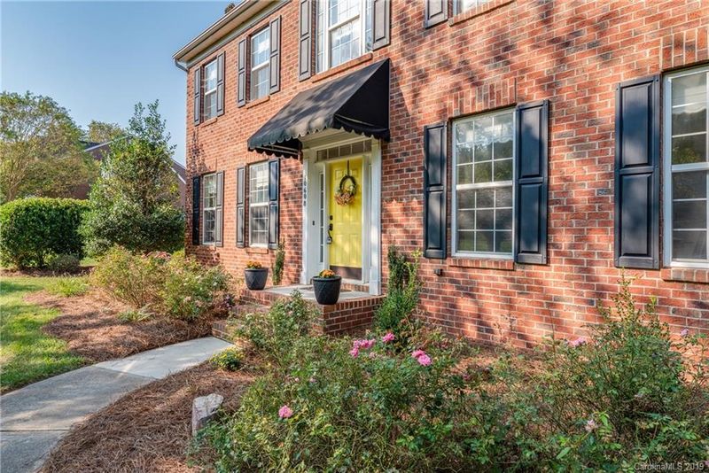 10608 Olde Irongate Ln, Mint Hill, NC 28227