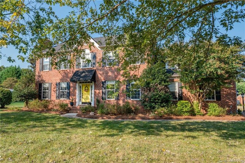 10608 Olde Irongate Ln, Mint Hill, NC 28227