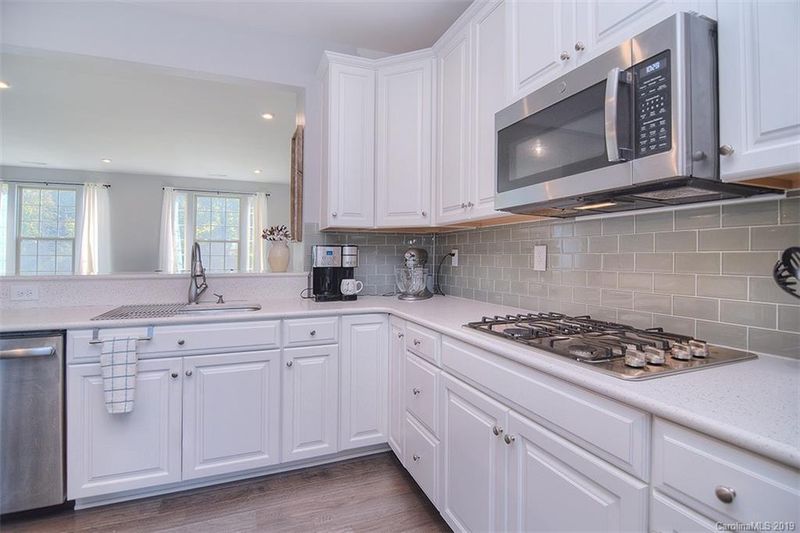 3758 Speer Blvd, Charlotte, NC 28217