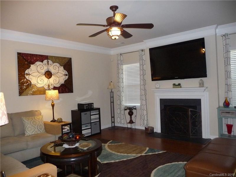5849 Mcclintock Dr, Denver, NC 28037