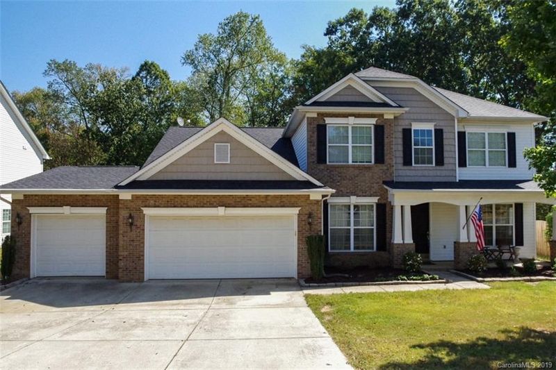 8001 Brook Valley Rn, Monroe, NC 28110