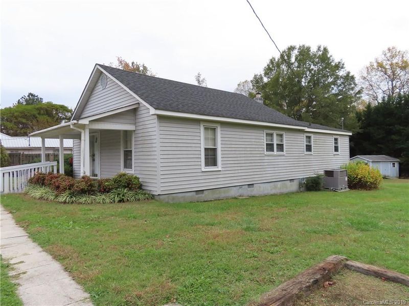811 Self St, Cherryville, NC 28021