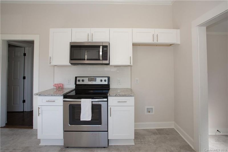 521 W 8th St, Kannapolis, NC 28081
