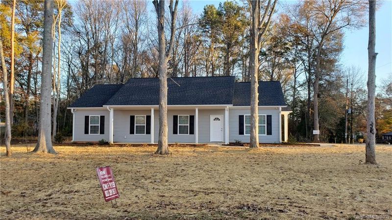 1579 Maplewood Ave, Lancaster, SC 29720