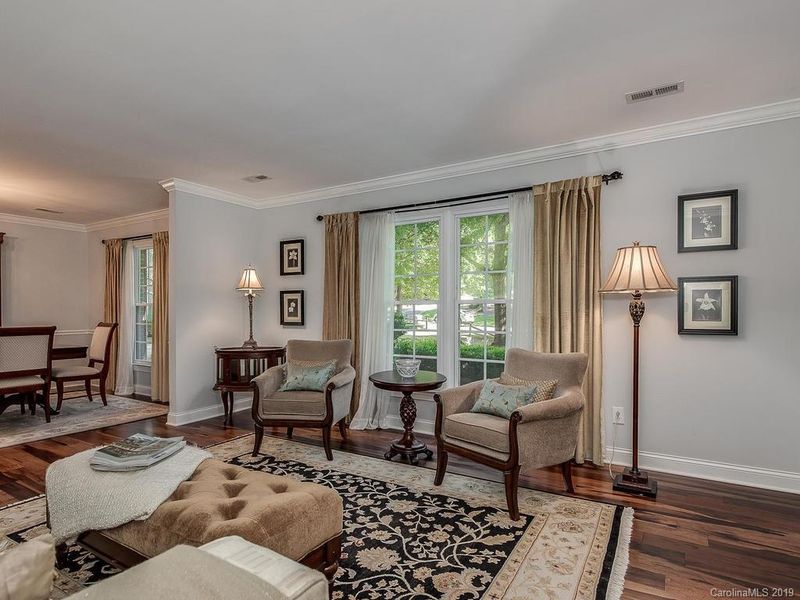 5116 Red Cedar Ln, Charlotte, NC 28226