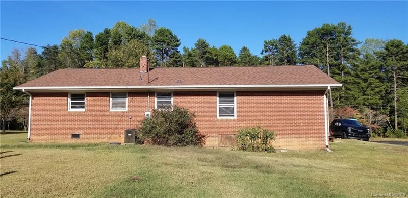 203 Charlotte St, Alexis, NC 28006